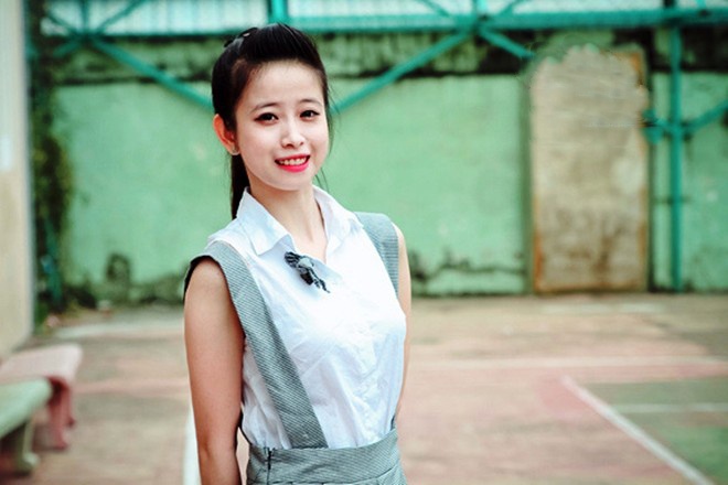 Gap hot girl lang vo truoc ngay tham du SEA Games 27 hinh anh