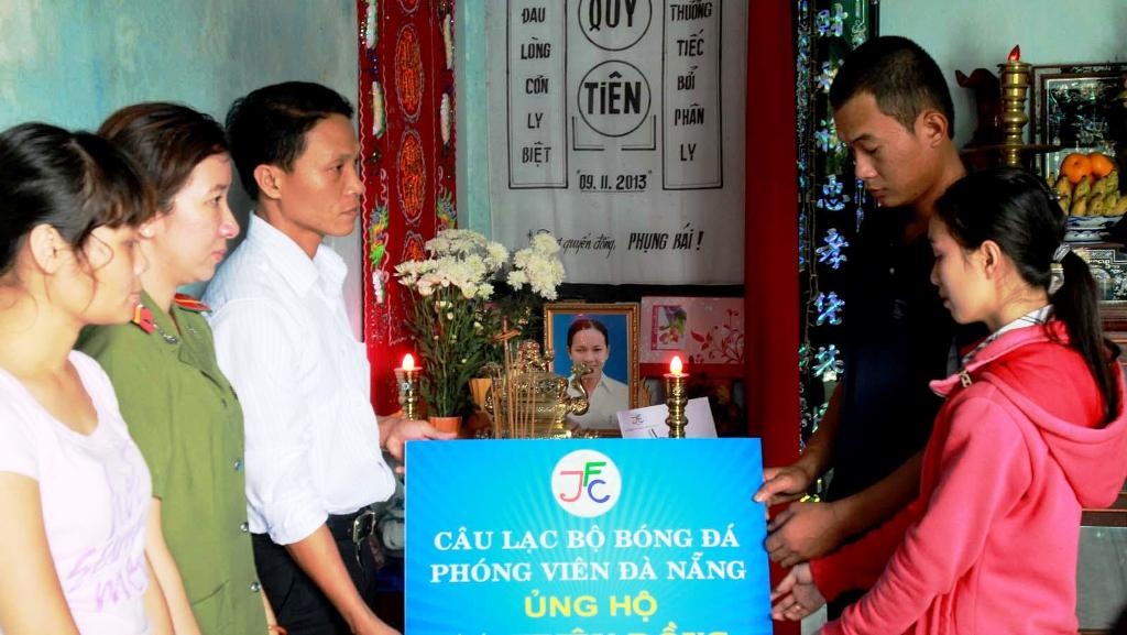 Lap so tiet kiem cho con trai phong vien Hong Sen hinh anh