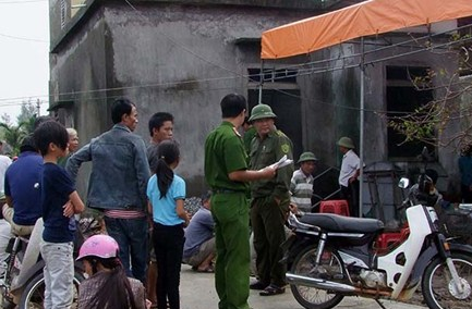 Dot nhap, ban chet nguoi yeu tren giuong ngu hinh anh
