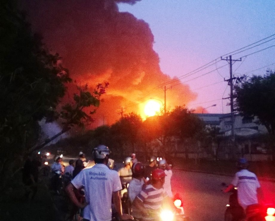 Chay du doi sau tieng no lon o Tay Ninh hinh anh