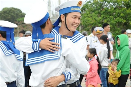 Mang Xuan ra Truong Sa hinh anh