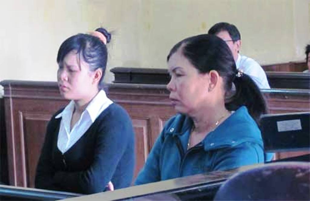 Noi dau tu hai vu an trong gia dinh hinh anh