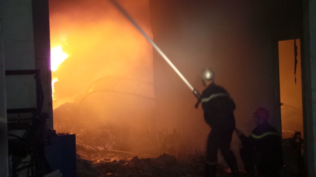 Clip kho vai chay ngun ngut o Sai Gon hinh anh