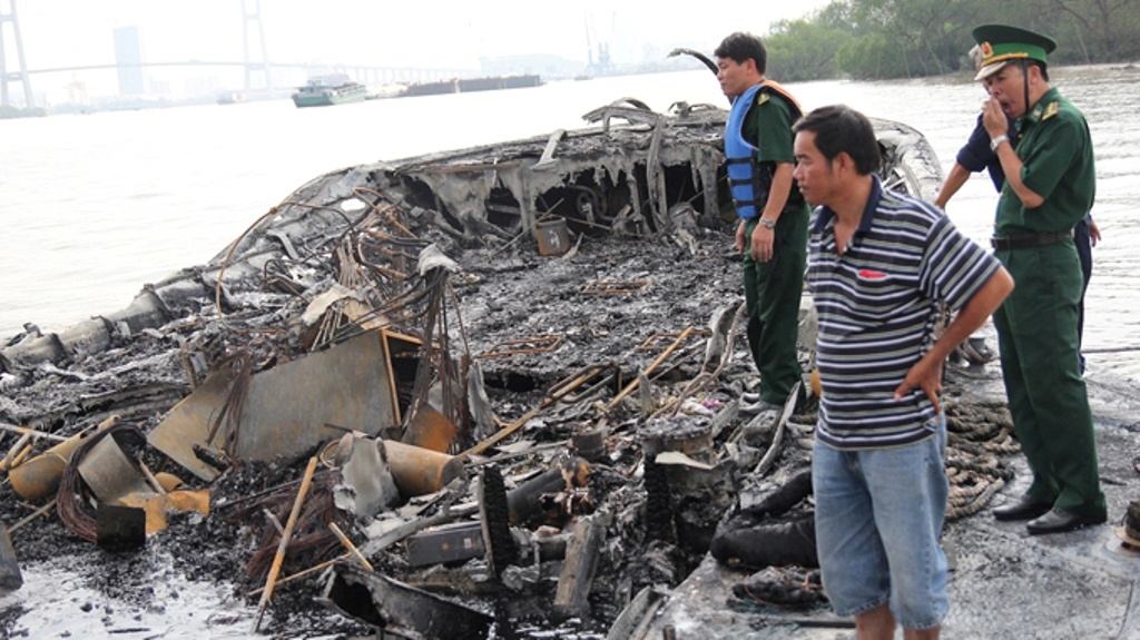 Xac dinh trach nhiem don vi dang kiem tau canh ngam bi chay hinh anh