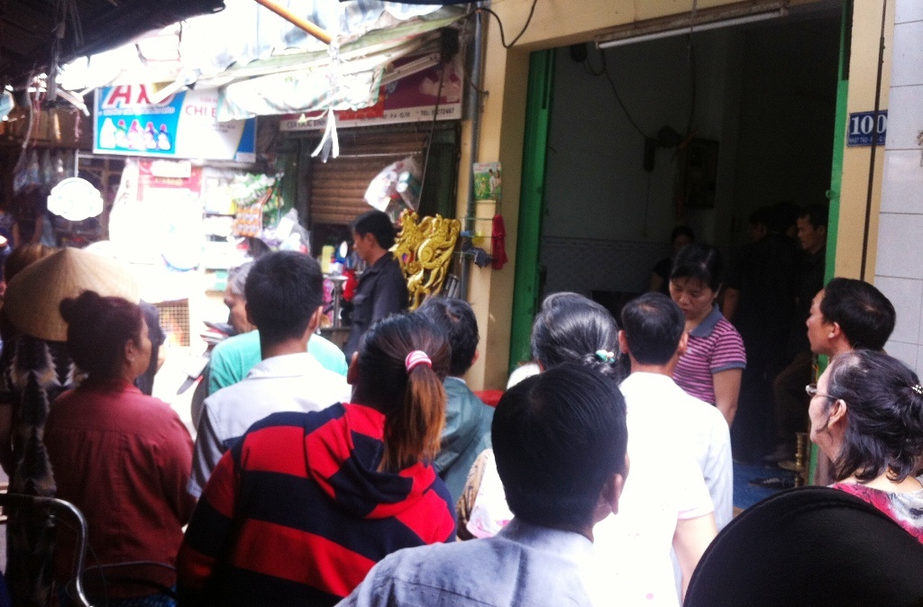 Con giet me, chem anh trai trong thuong o Sai Gon hinh anh