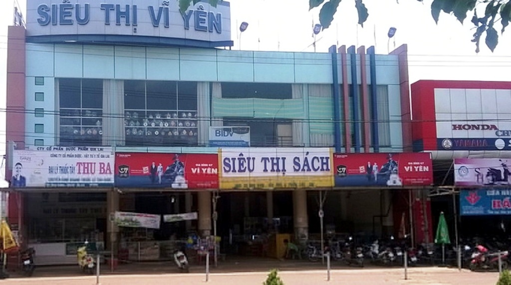 Siêu thị sách Vĩ Yên.