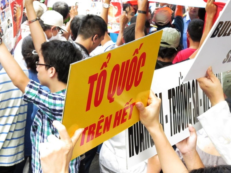 Nguoi dan TP.HCM mit-tinh phan doi Trung Quoc hinh anh