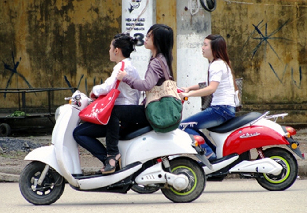 Go kho cho dang ky xe may dien hinh anh