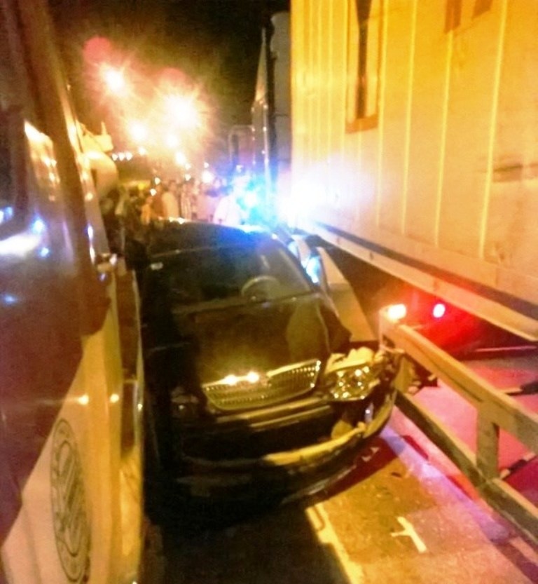 Hậu quả của việc vượt trên cầu sai quy định.