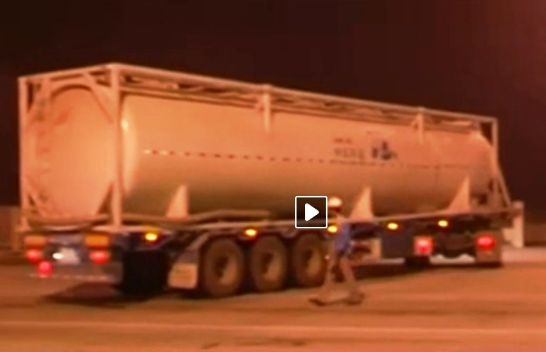 Bo truong Thang: Co 'xa hoi den' bao ke xe qua tai hinh anh