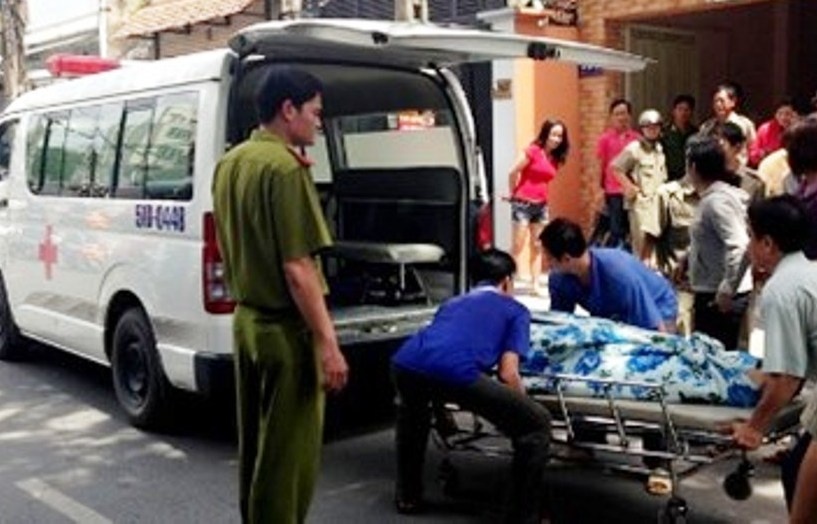 Mot du khach Nga chet trong khach san hinh anh