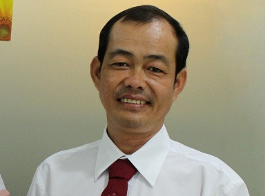 Tai xe taxi tra lai 5.000 USD cho vo chong Viet kieu hinh anh