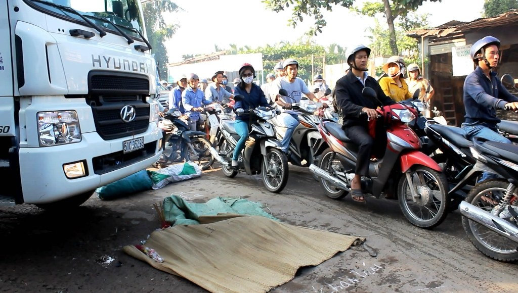 Hiện trường nơi bé Chuẩn bị xe đầu kéo cán chết.