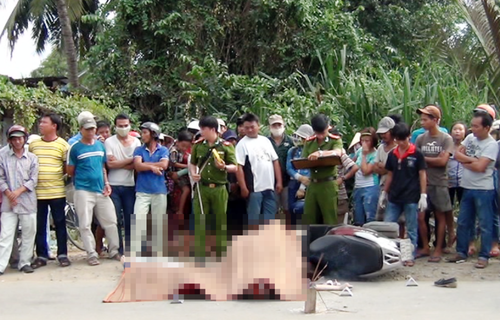 Xe tai can chet hai phu nu hinh anh