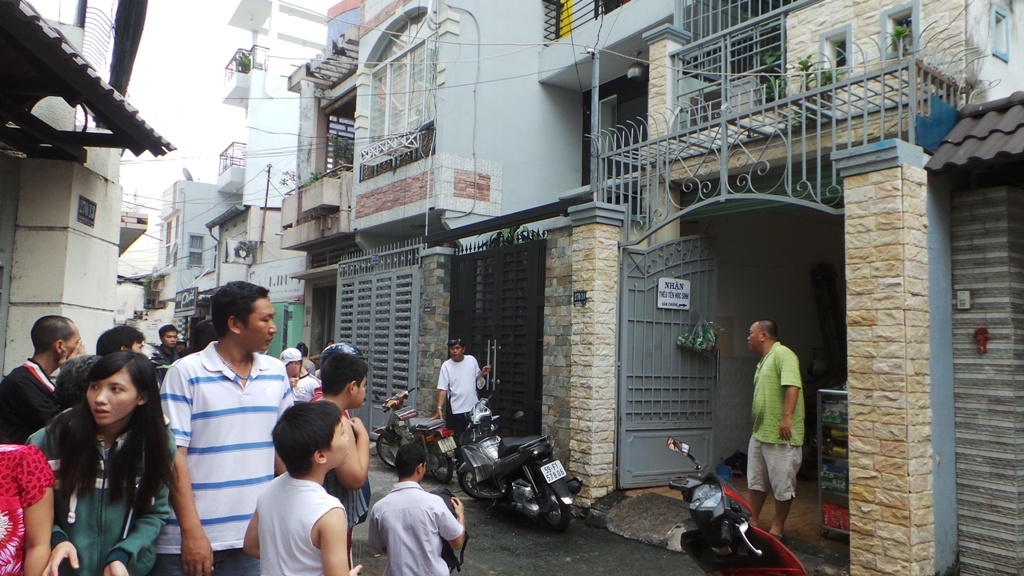 Mot nguoi tu thieu o Sai Gon hinh anh