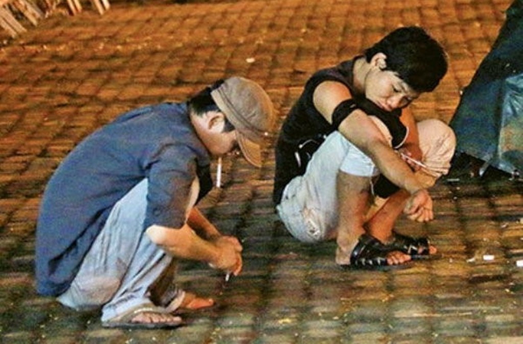 Chi 1‰ nguoi nghien di cai theo con duong toa an hinh anh