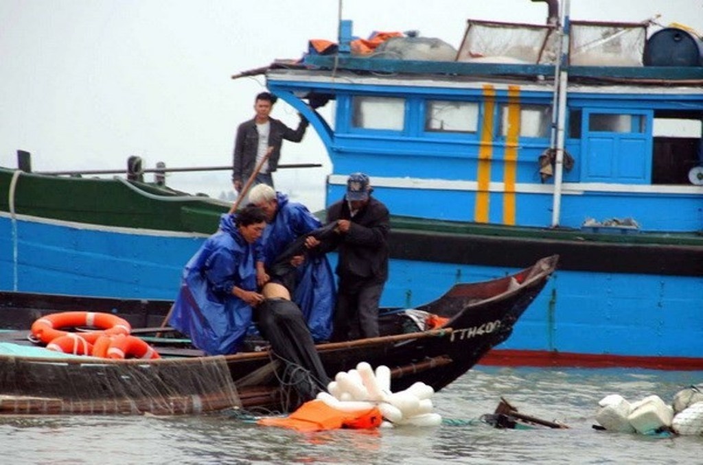 Ngu dan Phu Yen cuu 6 ngu dan Binh Dinh hinh anh