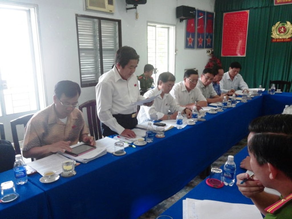 Ông Phạm Văn Bá - Trưởng Ban pháp chế HĐND TP.HCM phát biểu tại buổi giám sát.