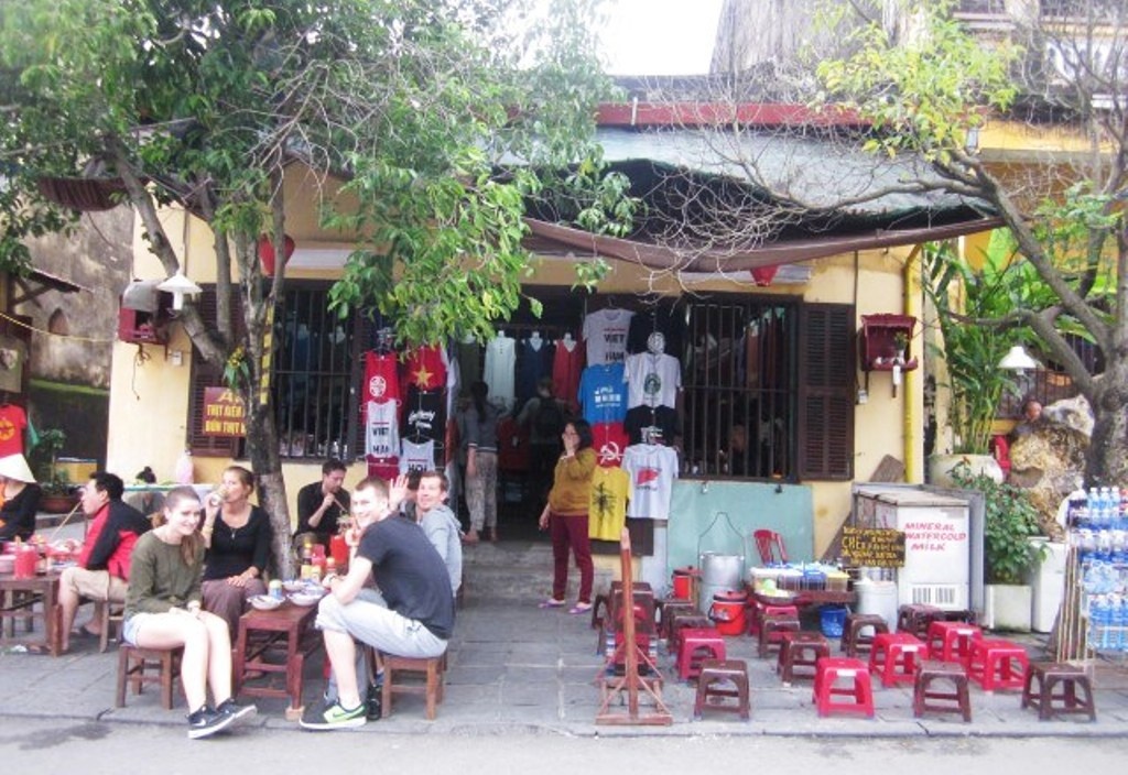 Hoi An: Xuat hien nhieu con nghien cuop tai san du khach hinh anh