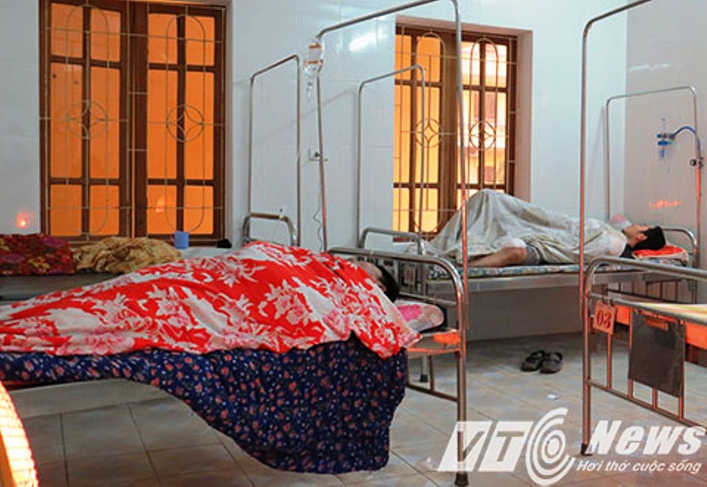 Bốn nạn nhân được nhập viện theo dõi và điều trị tại Bệnh viện GTVT Hải Phòng.