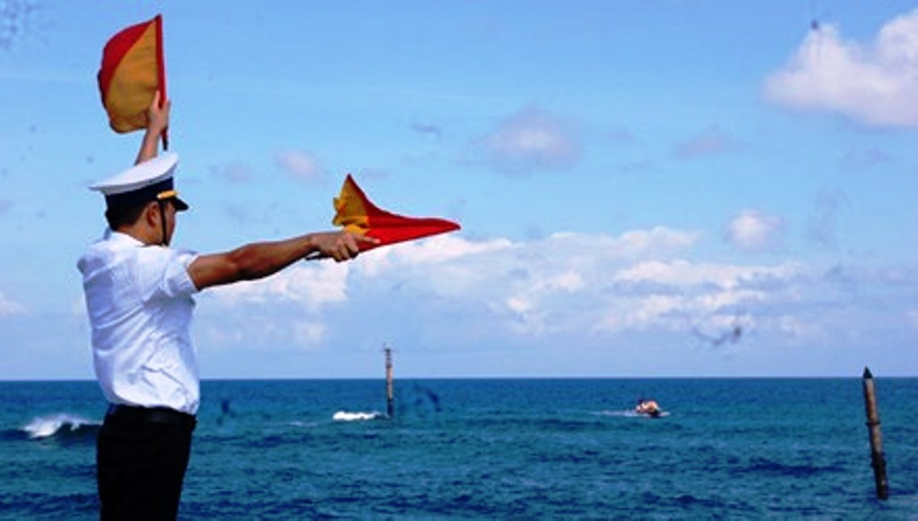 Chien si dao Song Tu Tay cuu 6 ngu dan Philippines hinh anh