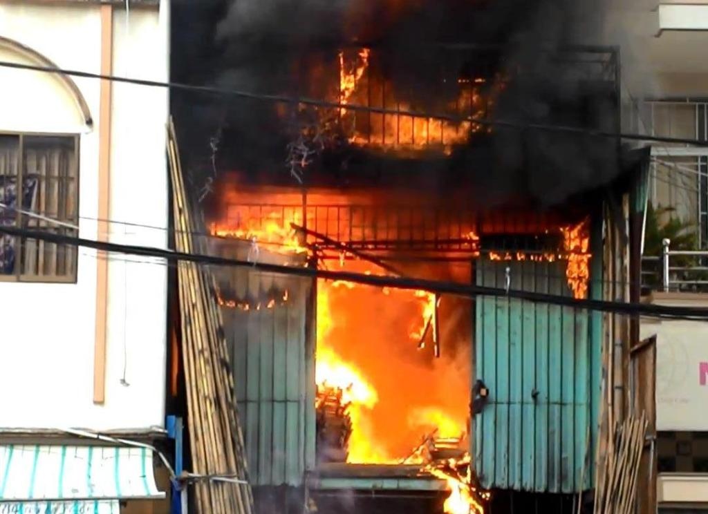 Xuong may tre chay ngun ngut o Sai Gon hinh anh