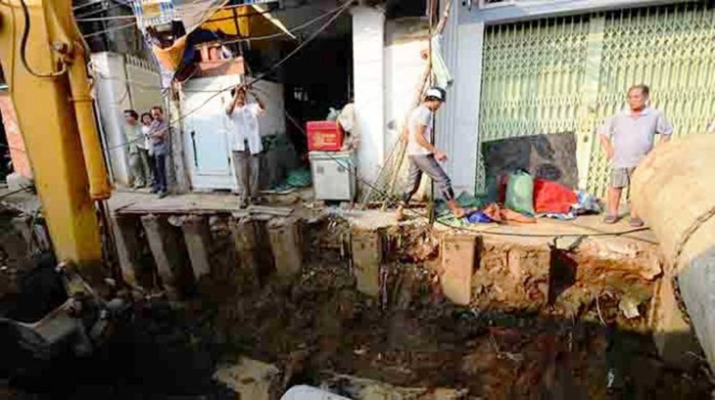 Duong pho Sai Gon ngon ngang ngay can Tet hinh anh