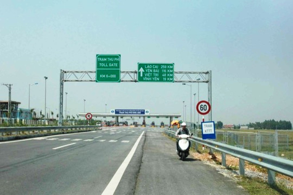 Tich thu xe may di vao cao toc: Khong on! hinh anh