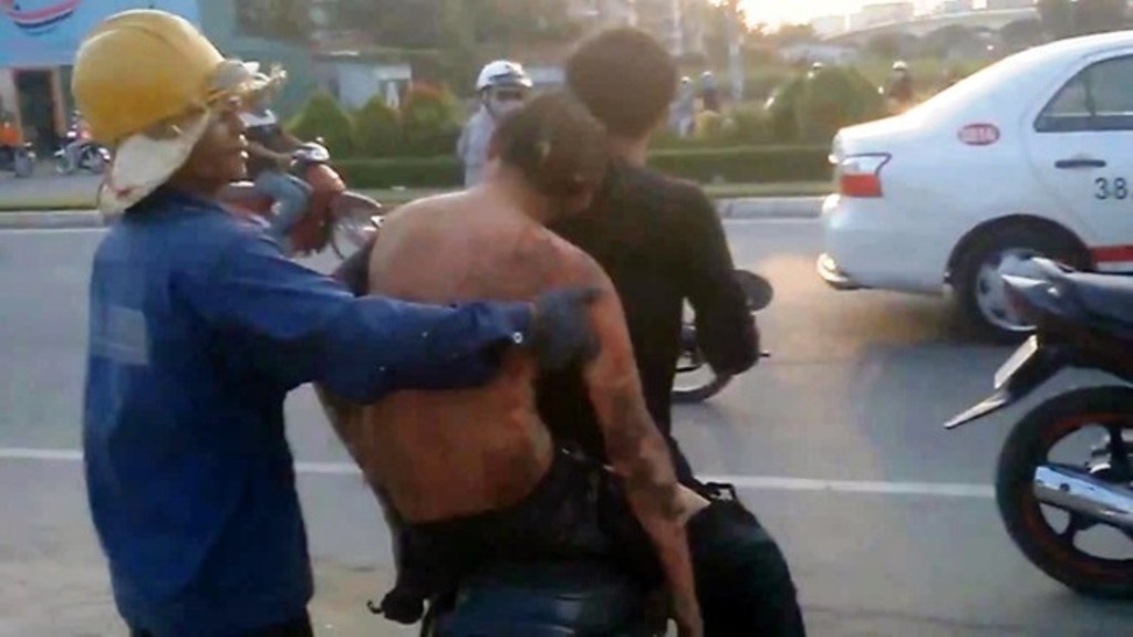 Nguoi cau ca gan cau Sai Gon bi dien giat da tu vong hinh anh