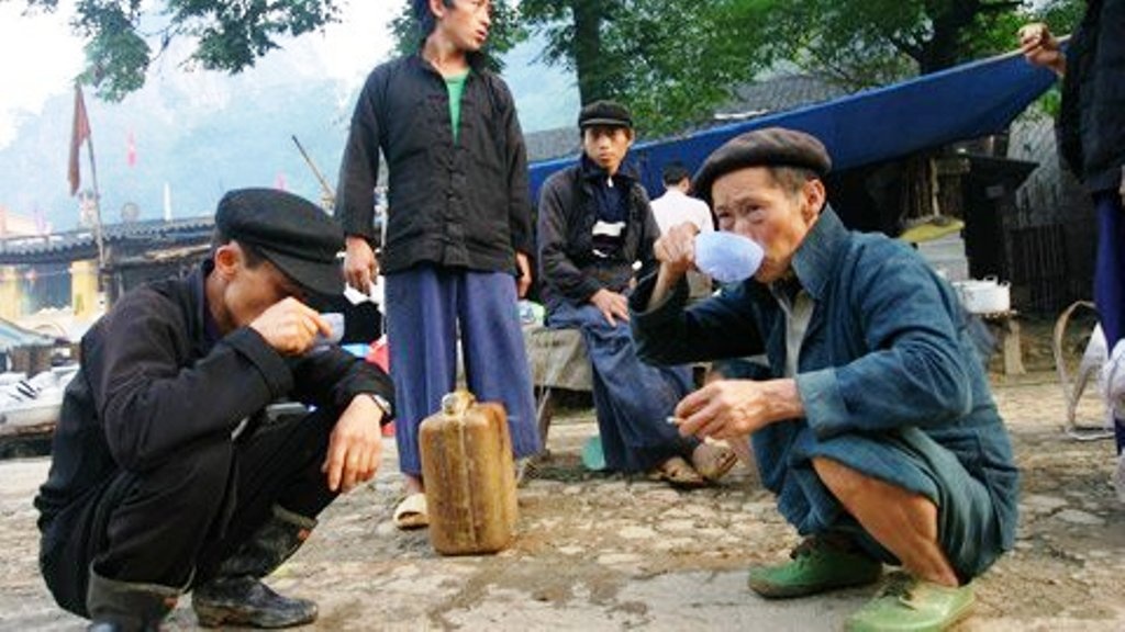 Noi hoan toan khong co ruou bia hinh anh