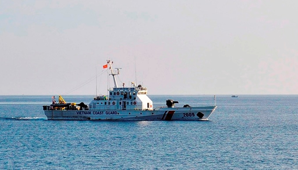 Co kha nang tiem kich Su-22 vo truoc khi roi xuong bien hinh anh