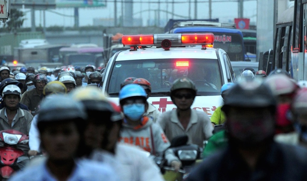 Nguoi Sai Gon do ve que, cua ngo phia Tay ket cung hinh anh