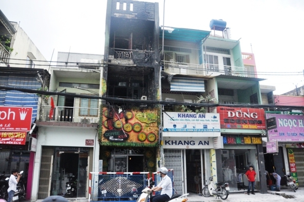 Chay rui quan kem o Sai Gon hinh anh