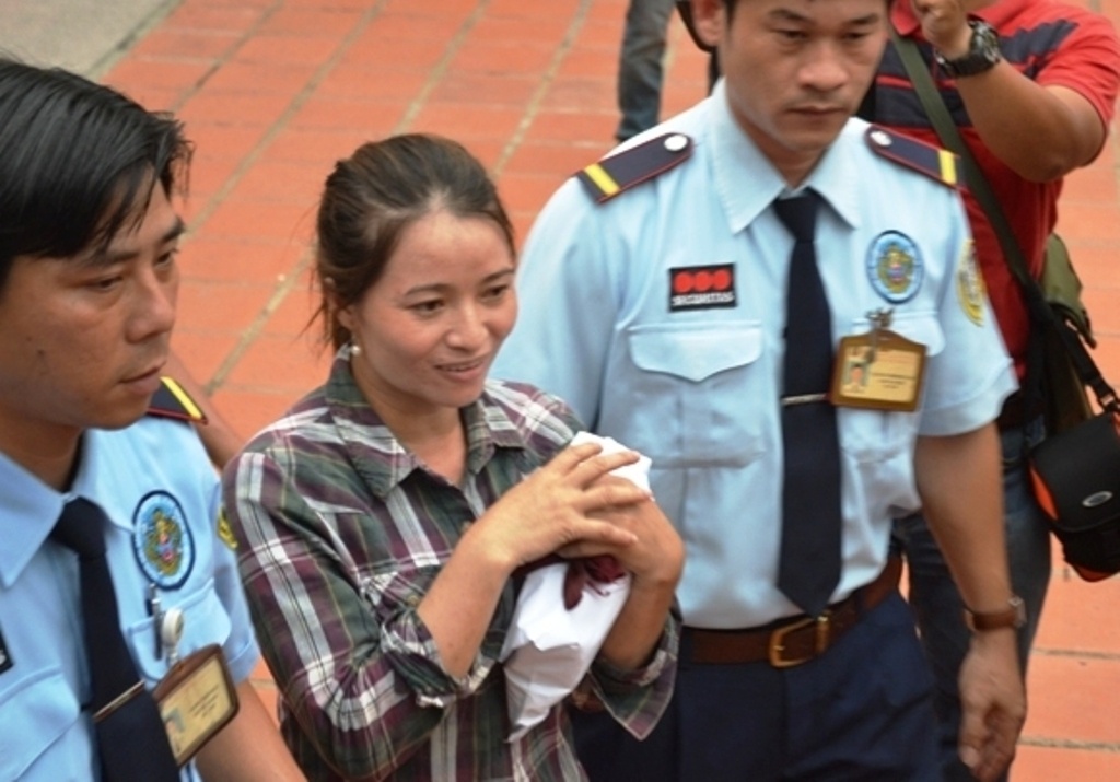 Nhân viên bảo vệ ngân hàng 