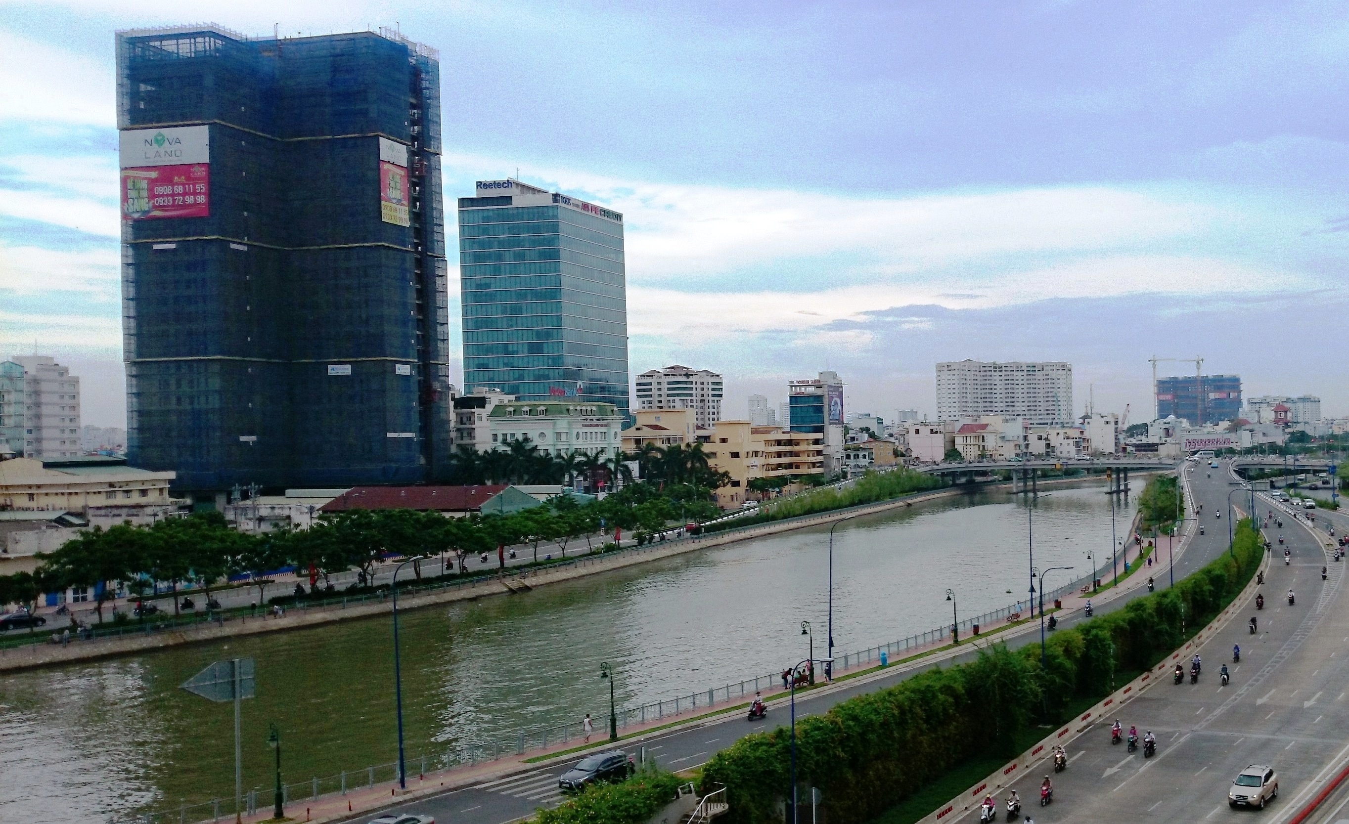 Sai Gon se co 2 tuyen tau cho khach duong song hinh anh