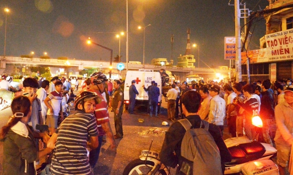 Xe bon can chet nguoi di xe may tai nga tu An Suong hinh anh