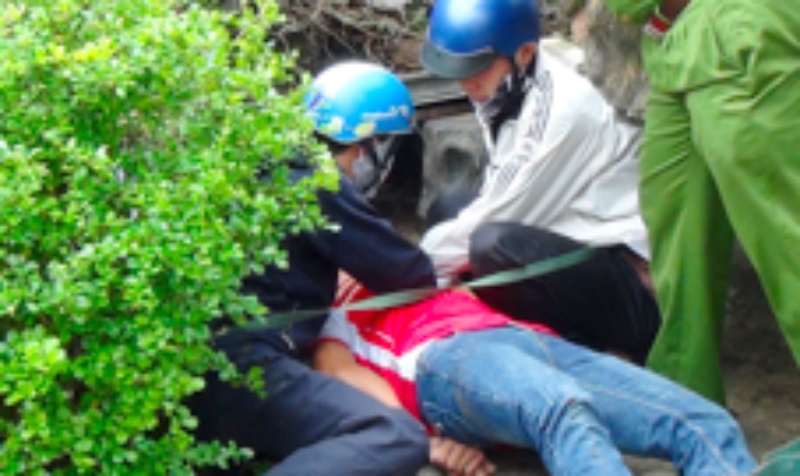 Hanh dong cua nghi can vu Binh Phuoc phu hop loi khai hinh anh