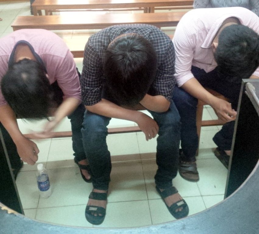 Tại phiên tòa, các công an viên, dân quân xã tỏ ra ăn năn hối cải về hành vi của mình.