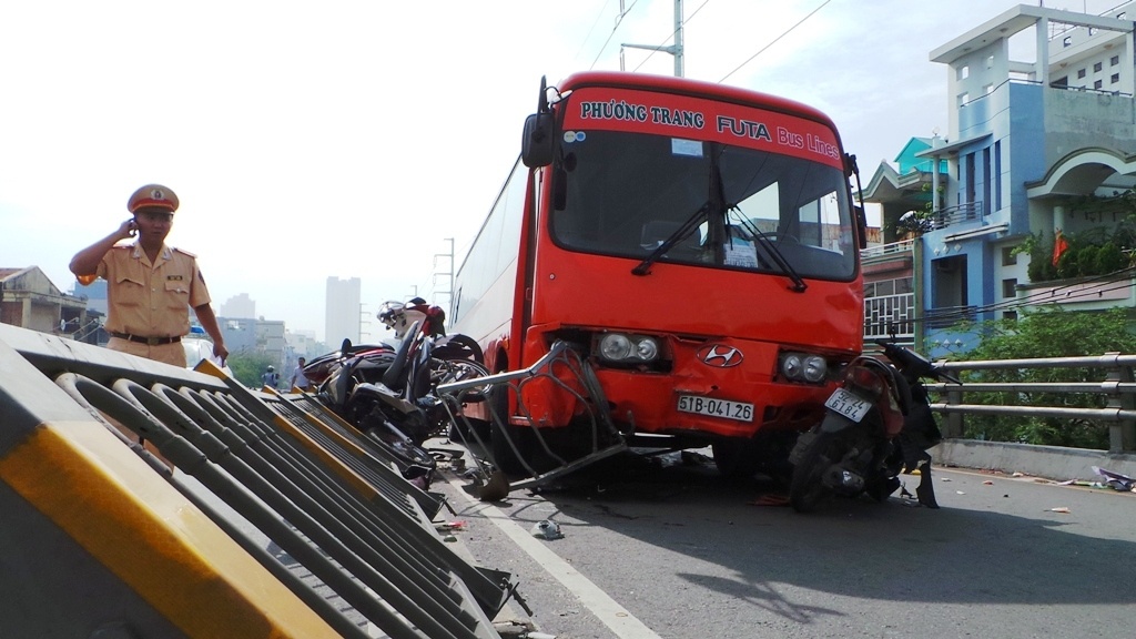 Cha me chua biet con gai bi xe Phuong Trang tong da tu vong hinh anh