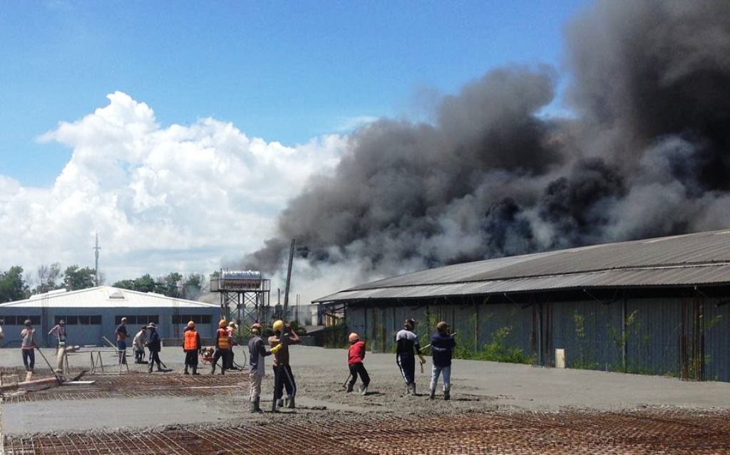 Binh Duong chi vien dap lua o khu che xuat Linh Trung hinh anh