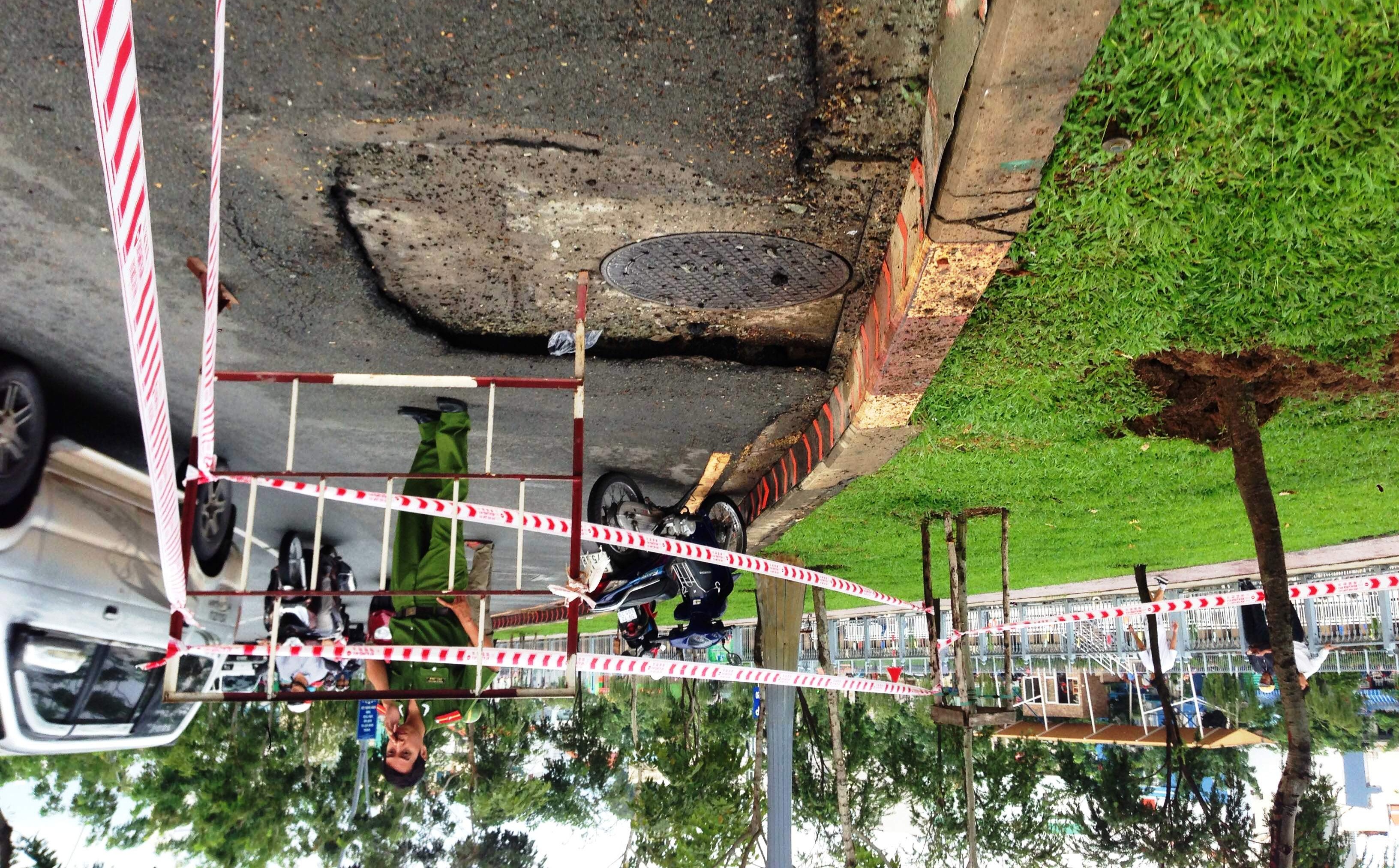 No ho ga tren duong, hang chuc nguoi thao chay hinh anh