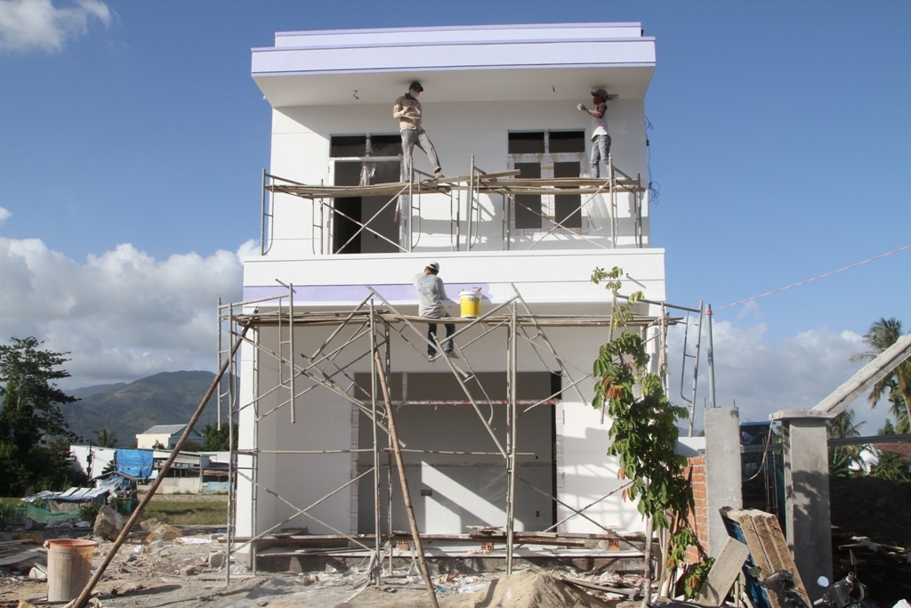 Nha vua xay xong la nut o khu tai dinh cu hinh anh