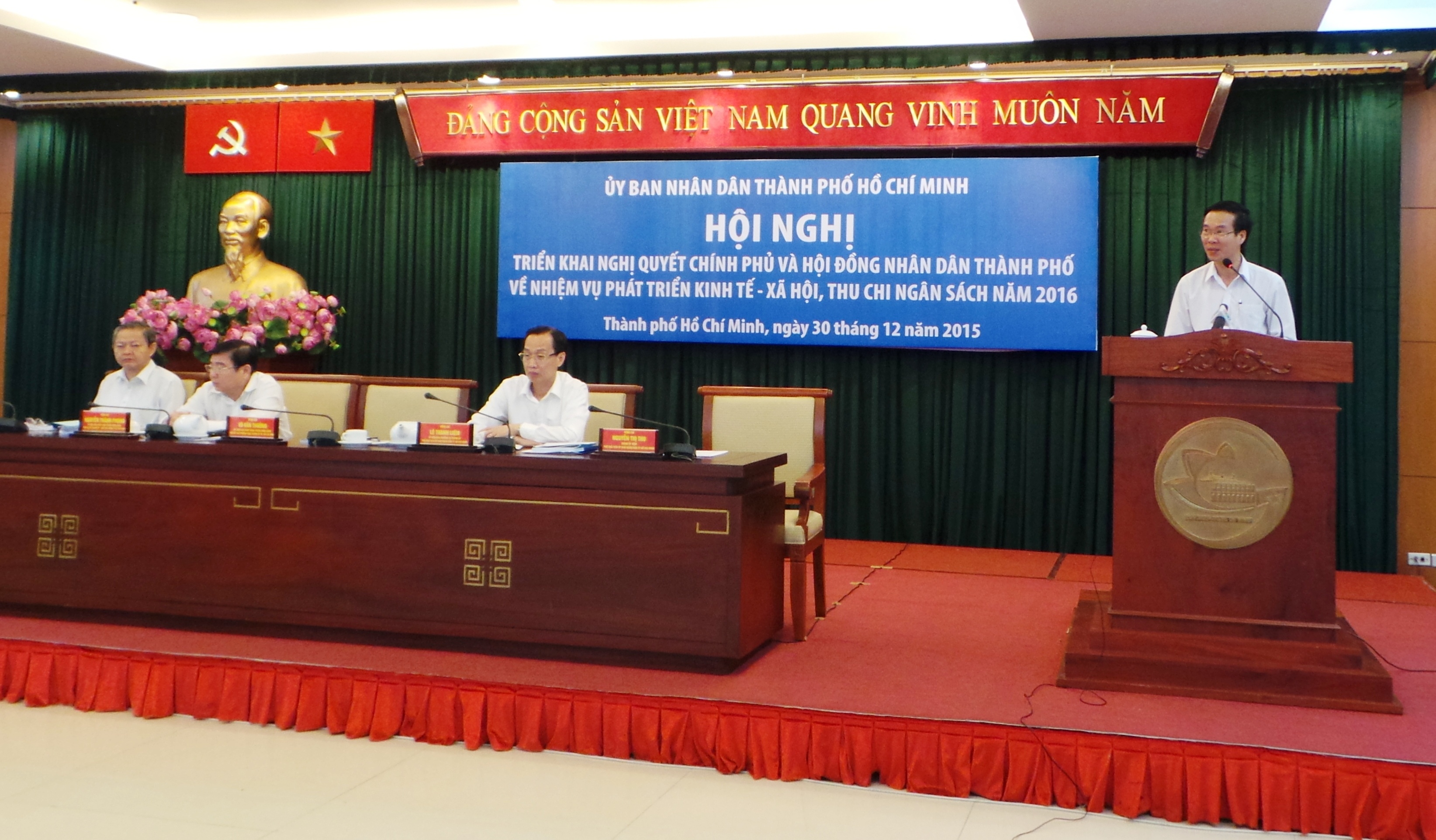 Hon 16.200 ty dong du tru hang hoa Tet hinh anh