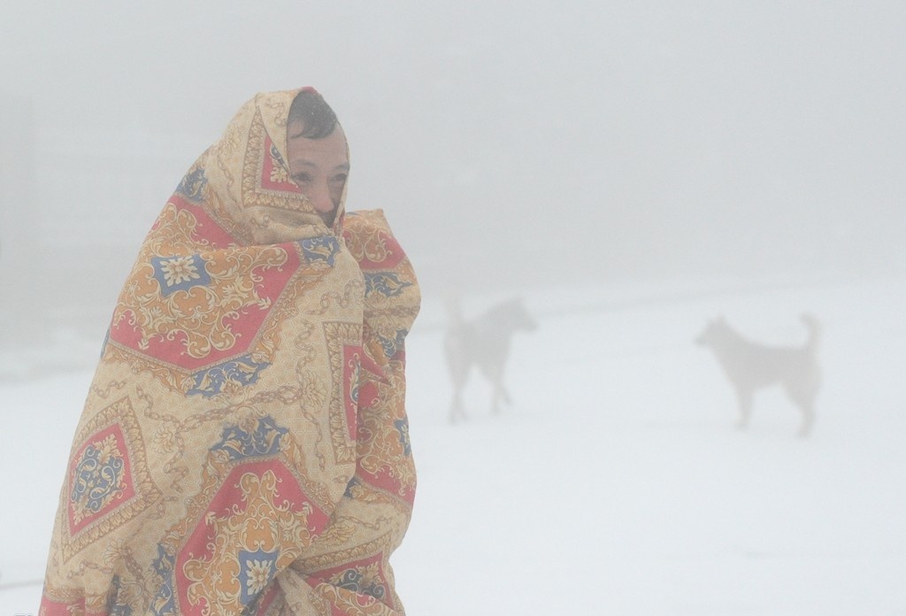 Vung nui phia bac co the tiep tuc xuat hien mua tuyet hinh anh