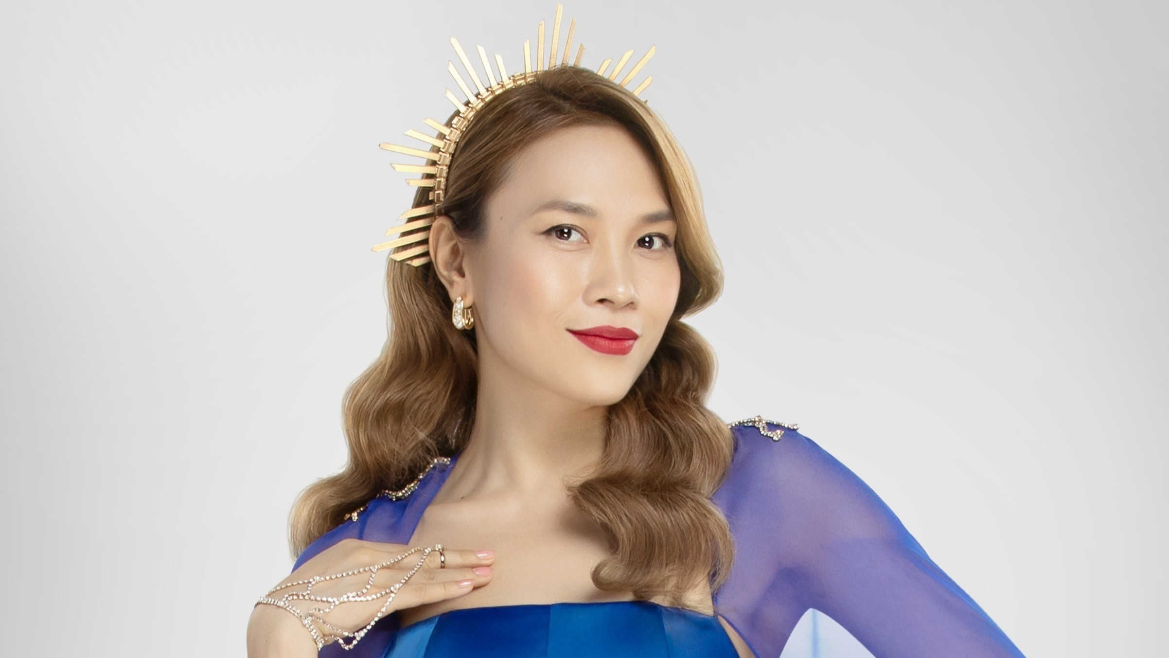 Video - My Tam tang phai dep mon qua nhan sac dip cuoi nam hinh anh