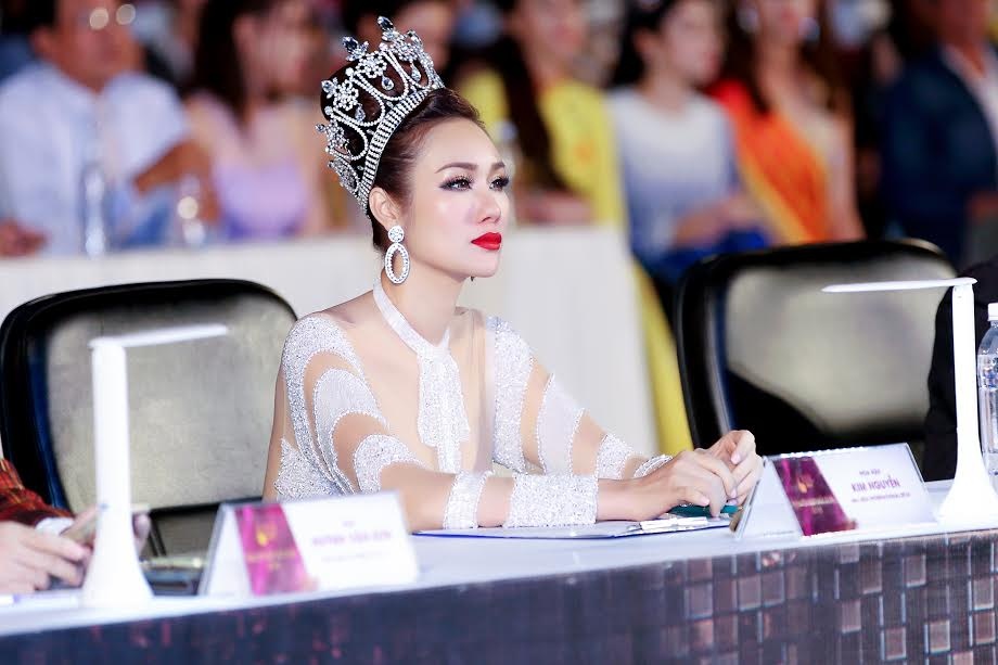 HH Quy ba chau A Kim Nguyen lam giam khao Nguoi dep Xu dua hinh anh