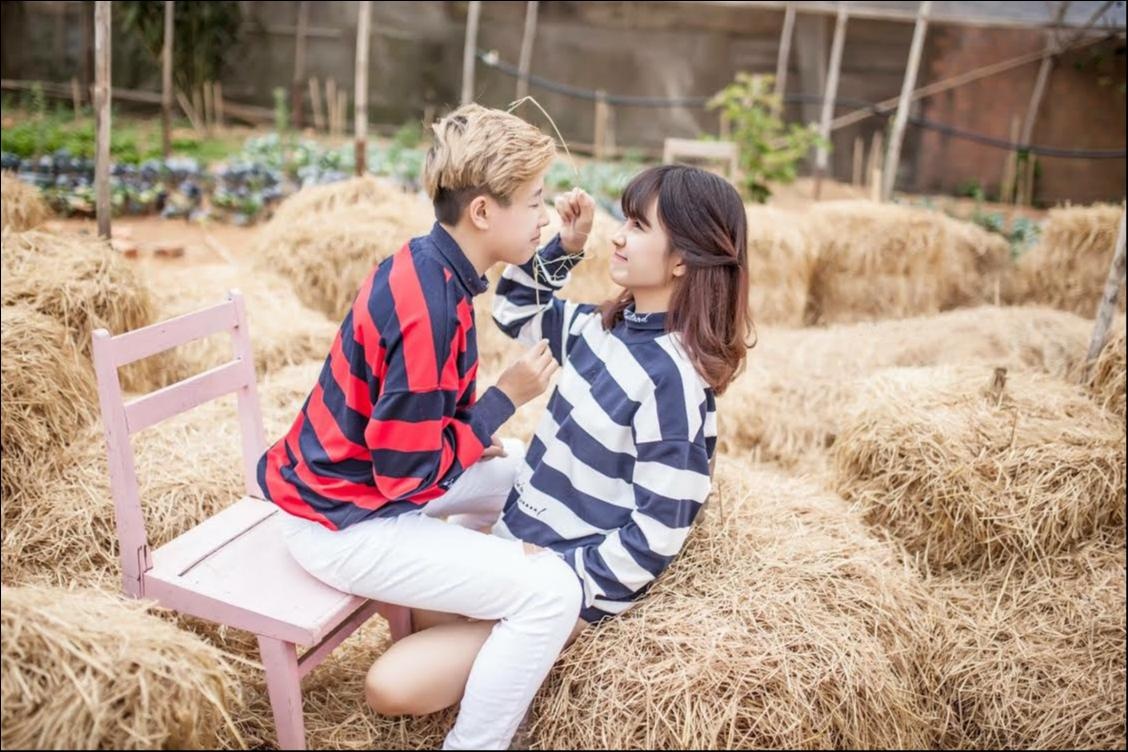 Tinh yeu ngot ngao cua cap LGBT khien dan mang 'phat hon' hinh anh