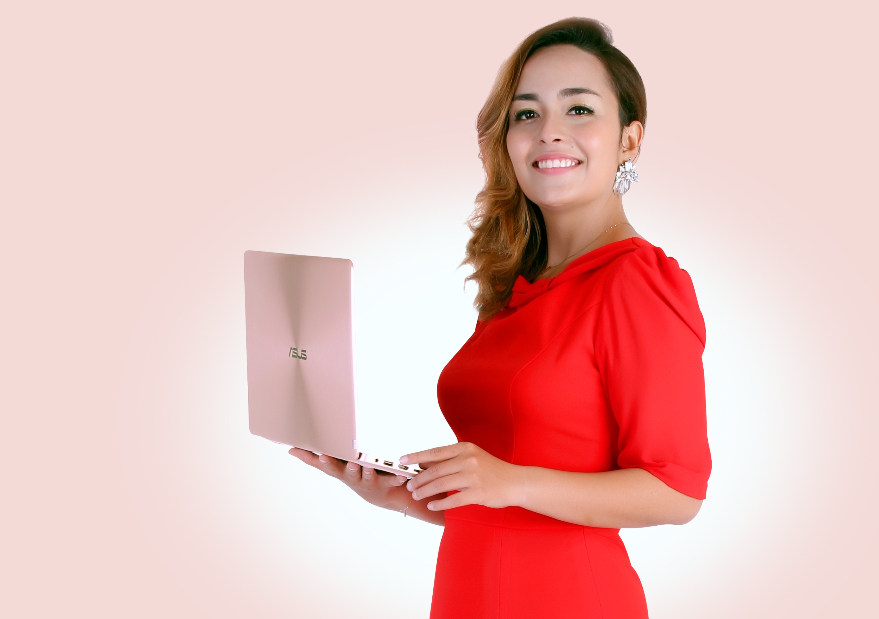 ZenBook UX140 ảnh 2 ZenBook UX140 anh 2