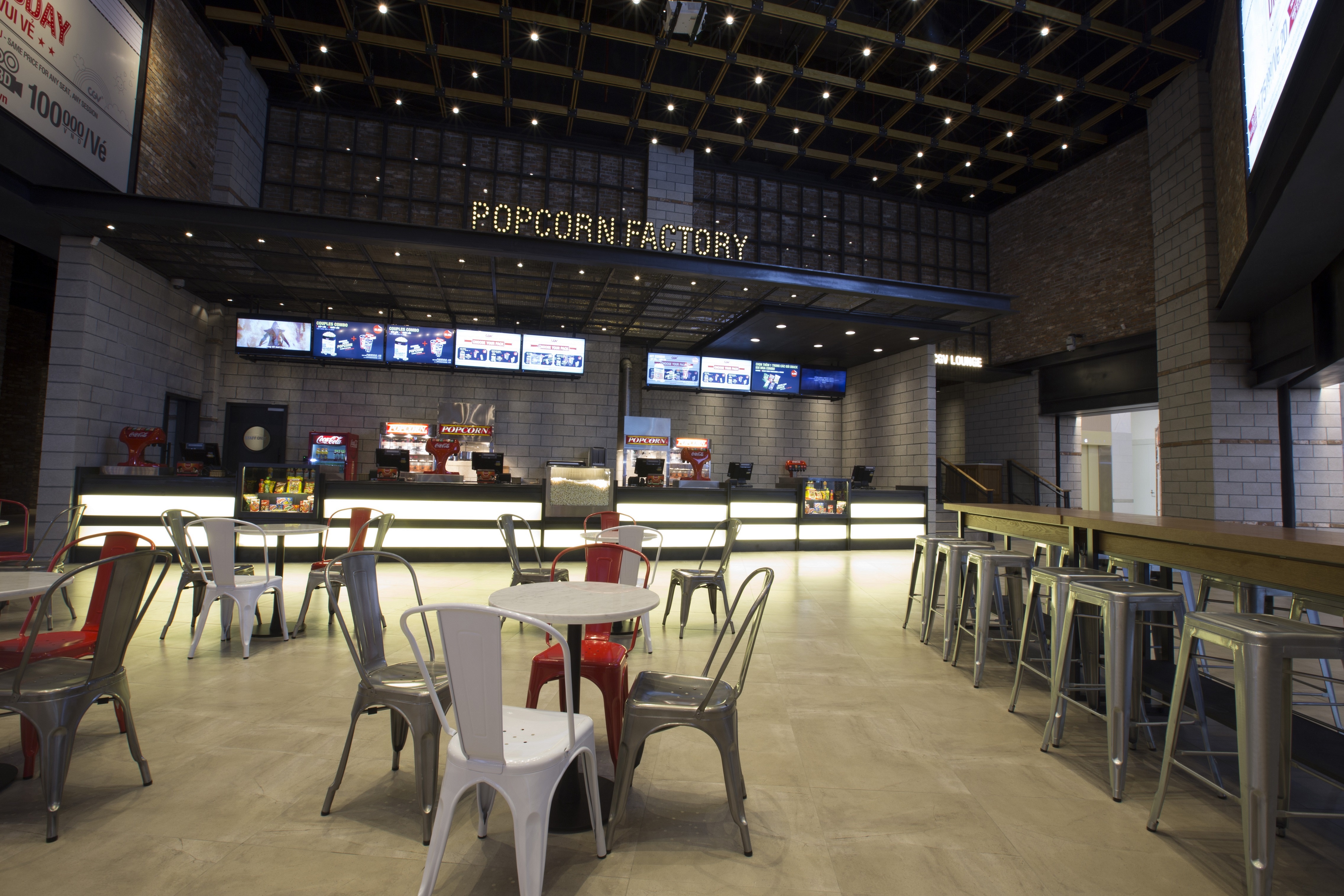 Hoang Yen Chibi ru fan lam the xem phim 45.000 anh 3