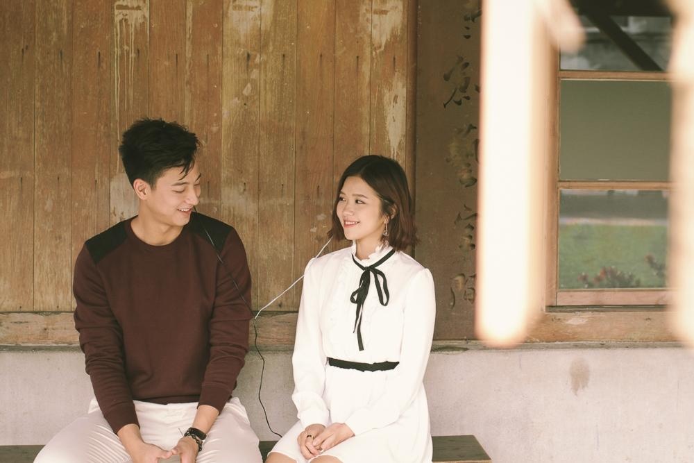 Ly cà phê sữa thính ảnh 1 Ly ca phe sua thinh anh 1